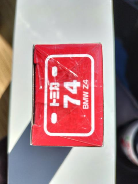 g~J 74@BMW Z4@ J Vi  zr[ 