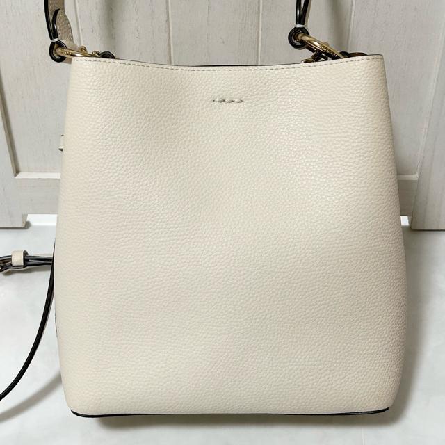 美品 Coach コーチ スモール タウンバケット バッグ 2way < ブランド 美品 Coach コーチ スモール タウンバケット バッグ 2way < ブランドの