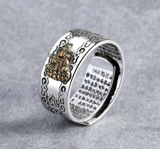 ★新品八大守護神 八尊仏 文殊菩薩 指輪 リング シルバー 収納袋&磨きクロス付 < 男性アクセサリー/時計 ★新品八大守護神 八尊仏 文殊菩薩 指輪 リング シルバー 収納袋&磨きクロス付 < 男性アクセサリー/時計の