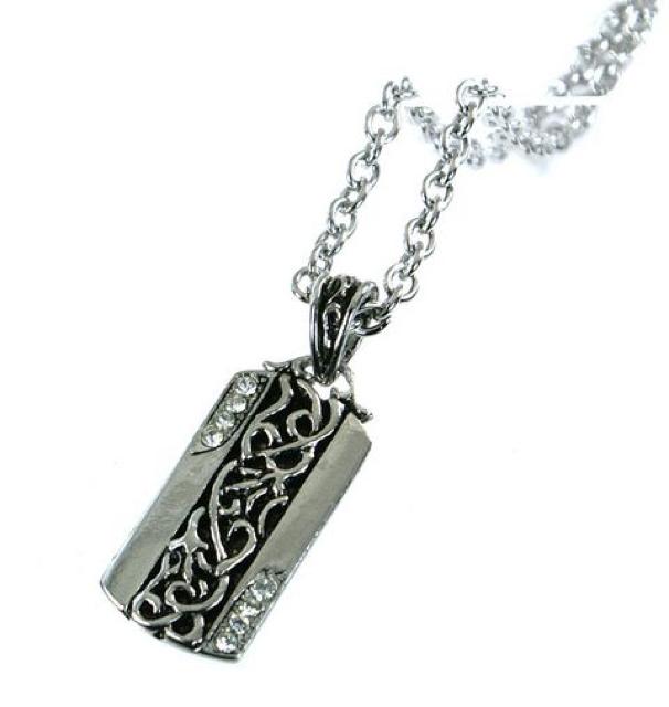 シルバープレートネックレス ペンダント トップ チェーン モチーフ かっこいい キラキラ CZ ストーン 輝く < 男性アクセサリー/時計  シルバープレートネックレス ペンダント トップ チェーン モチーフ かっこいい キラキラ CZ ストーン 輝く < 男性アクセサリー/時計の