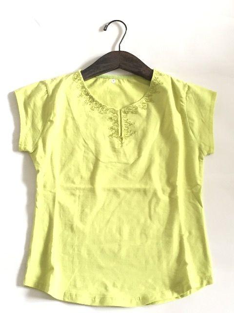 新品〈豪華刺繍〉エキゾティック半袖Tシャツ(グリーン)7号 < 女性ファッション  新品〈豪華刺繍〉エキゾティック半袖Tシャツ(グリーン)7号  < 女性ファッションの