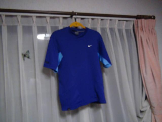 ナイキのTシャツ(S) !。 < ブランド ナイキのTシャツ(S) !。 < ブランドの
