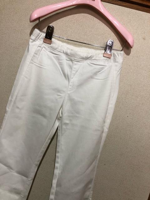 UNIQLO ユニクロ  イージークロップド レギンスパンツ S < ブランド  UNIQLO ユニクロ  イージークロップド レギンスパンツ S < ブランドの