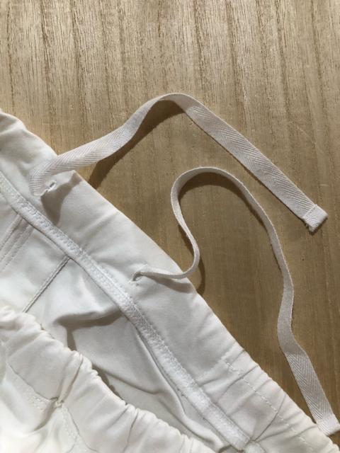 UNIQLO ユニクロ  イージークロップド レギンスパンツ S < ブランド  UNIQLO ユニクロ  イージークロップド レギンスパンツ S < ブランドの