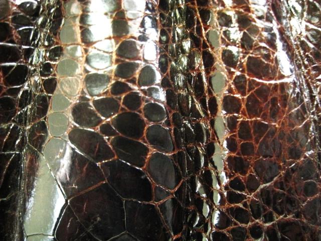 美品 ワニ革 クロコ 本革 和装 ハンドバック お正月やフォーマルなお出かけに! < 女性ファッション  美品 ワニ革 クロコ 本革 和装 ハンドバック お正月やフォーマルなお出かけに! < 女性ファッションの