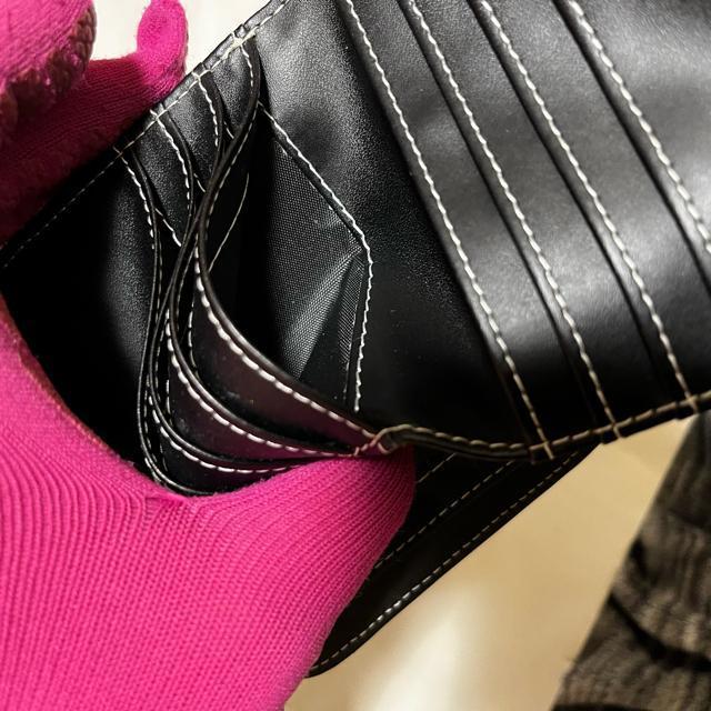 A【ノーブランド扱い】 レザー / 二つ折り財布(小銭入れあり) < 女性ファッション A【ノーブランド扱い】 レザー / 二つ折り財布(小銭入れあり) < 女性ファッションの