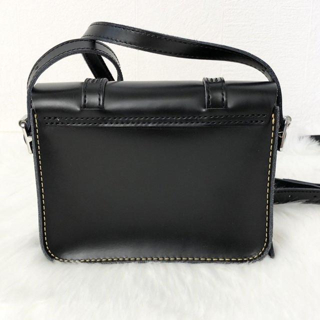 �y���g�p���zDr.Martens �h�N�^�[�}�[�`�� �T�b�`�F�� �V�����_�[�o�b�O �N���X�{�f�B �u���b�N ���U�[ �� �u�����h�� 