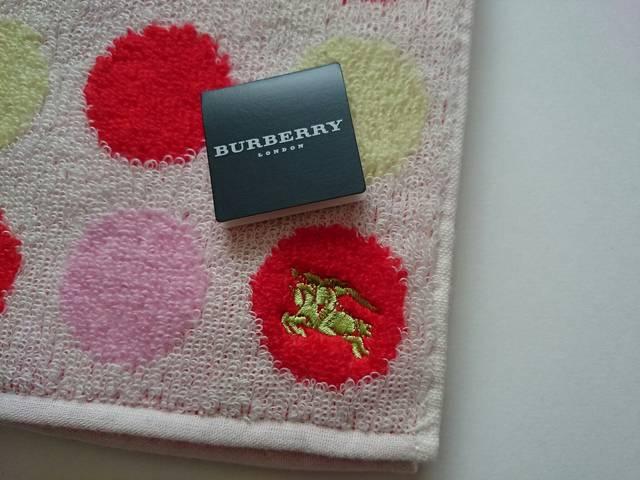 BURBERRY バーバリー☆タオルハンカチ★新品タグ付☆ドット柄 < ブランド  BURBERRY バーバリー☆タオルハンカチ★新品タグ付☆ドット柄 < ブランドの