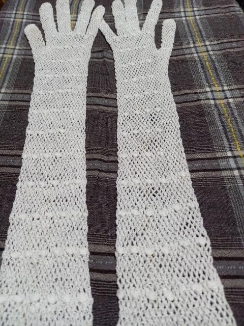 S レ−ス編み糸で出来た手袋 < 女性ファッション S レ−ス編み糸で出来た手袋 < 女性ファッションの