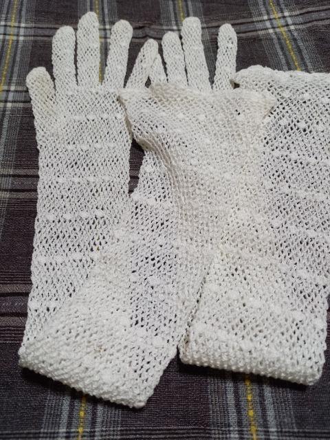 S レ−ス編み糸で出来た手袋 < 女性ファッション S レ−ス編み糸で出来た手袋 < 女性ファッションの