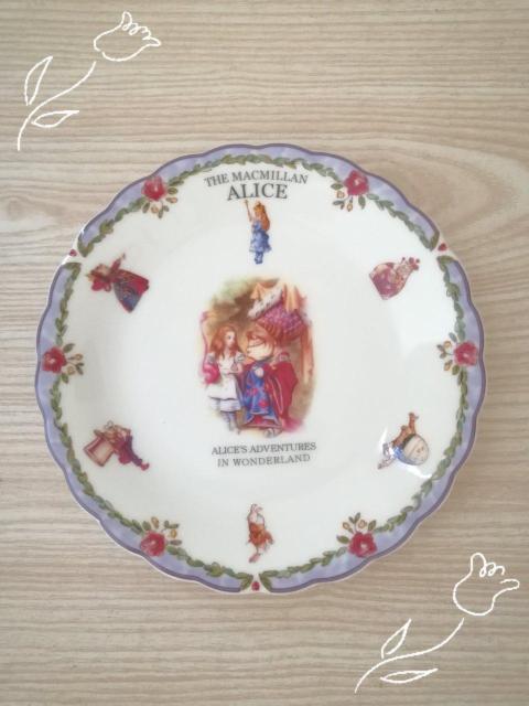 新品☆THE MACMILLAN ALICE *パーティセット < インテリア/ライフ  新品☆THE MACMILLAN ALICE *パーティセット < インテリア/ライフの