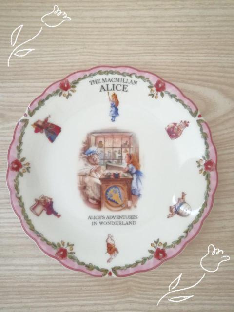 新品☆THE MACMILLAN ALICE *パーティセット < インテリア/ライフ  新品☆THE MACMILLAN ALICE *パーティセット < インテリア/ライフの