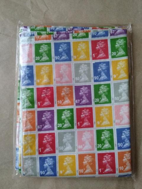 The Stamp Collection MultiColoured First Class Giftsイギリス切手柄ティータオル < インテリア/ライフ  The Stamp Collection MultiColoured First Class Giftsイギリス切手柄ティータオル < インテリア/ライフの