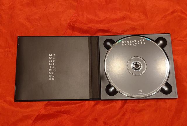 BUCK-TICK CATALOGUE 1987-1995 カタログ ベストアルバム ジャケットサイズステッカー付き < タレントグッズ BUCK-TICK CATALOGUE 1987-1995 カタログ ベストアルバム ジャケットサイズステッカー付き < タレントグッズの
