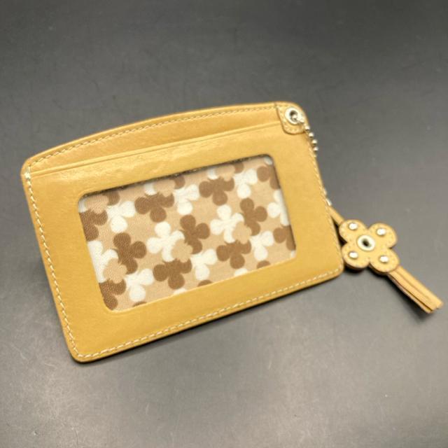 即決 marie claire パスケース < ブランド 即決 marie claire パスケース < ブランドの