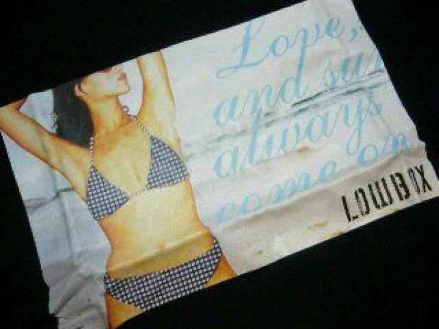 【LOWBOX/ローボックス】渋谷系ブランド♪SEXYレディービキニプリントTシャツ ブラック < 男性ファッション 【LOWBOX/ローボックス】渋谷系ブランド♪SEXYレディービキニプリントTシャツ ブラック < 男性ファッションの
