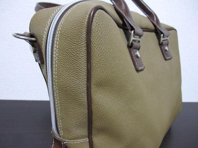 □オロビアンコ ショルダーバッグ/ビジネスバッグ/レザー・ベージュ☆定価68000円 < 男性ファッション □オロビアンコ ショルダーバッグ/ビジネスバッグ/レザー・ベージュ☆定価68000円 < 男性ファッションの