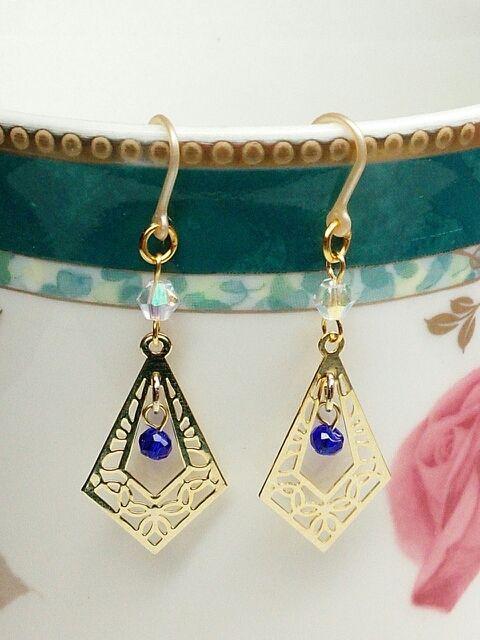 ゴールド雫透かしコバルト&クリスタルスワロ樹脂フック☆ < 女性アクセサリー/時計  ゴールド雫透かしコバルト&クリスタルスワロ樹脂フック☆  < 女性アクセサリー/時計の