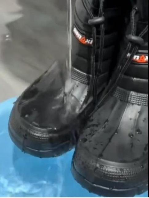 �����X���i2390�~�������Y�X�m�[�u�[�c�A�����O�u�[�c�A�~�p�T�C�N�����O�X�m�[�u�[�c�A����Œg���������Y�V���[�Y�@26.5���� �� �j���t�@�b�V������ 