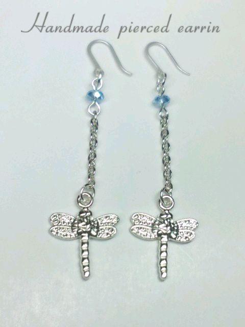 ニッケルトンボ&サファイアスワロ樹脂フック☆ < 女性アクセサリー/時計  ニッケルトンボ&サファイアスワロ樹脂フック☆ < 女性アクセサリー/時計の