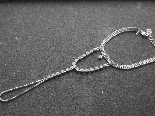 新品アンティーク調ストーン付きブレスレット < 女性アクセサリー/時計 新品アンティーク調ストーン付きブレスレット < 女性アクセサリー/時計の