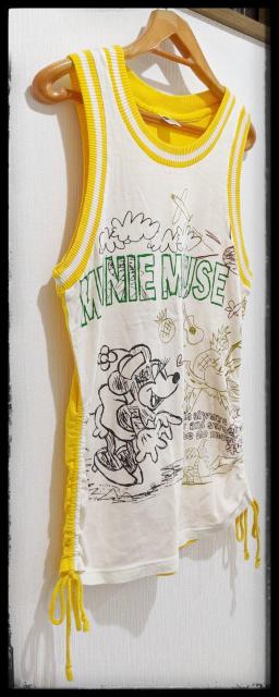 ★ESTABLSHED1923★Disney★ディズニー★タンクトップ★Tシャツ★白×黄色★Mサイズ★部屋着★まとめ買い歓迎★ < 女性ファッション  ★ESTABLSHED1923★Disney★ディズニー★タンクトップ★Tシャツ★白×黄色★Mサイズ★部屋着★まとめ買い歓迎★ < 女性ファッションの