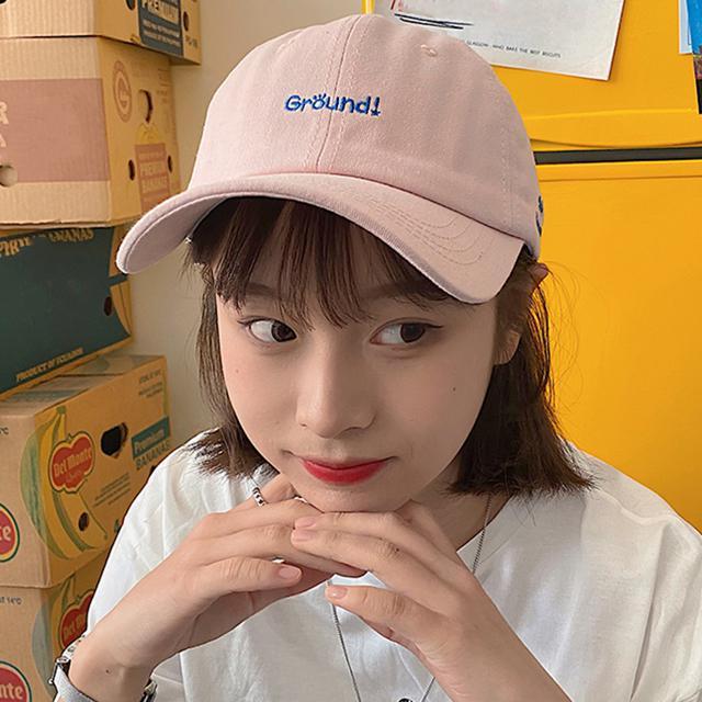 送料無料 新品 英字ロゴキャップ 刺しゅう 帽子 小顔 < 女性ファッション  送料無料 新品 英字ロゴキャップ 刺しゅう 帽子 小顔 < 女性ファッションの