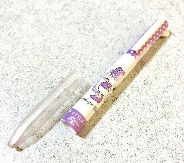 デイジーダック★uni スタイルフィット★3色ホルダー ボールペン★ディズニー ユニ < インテリア/ライフ  デイジーダック★uni スタイルフィット★3色ホルダー ボールペン★ディズニー ユニ < インテリア/ライフの