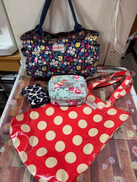 �L���X�L�b�h�\�� Cath Kidston �g�[�g�o�b�O �V�����_�[�o�b�O �G�R�o�b�O ���z 4�_�Z�b�g�ԕ� �h�b�g���g�E�H���b�g  �� �u�����h�� 