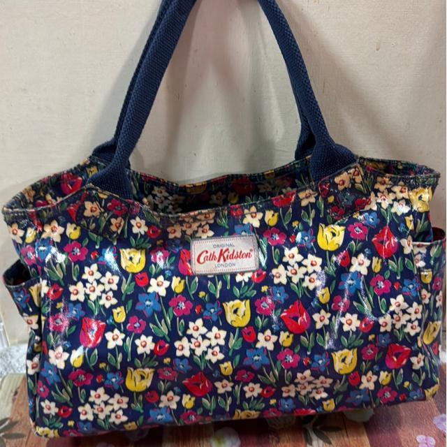 �L���X�L�b�h�\�� Cath Kidston �g�[�g�o�b�O �V�����_�[�o�b�O �G�R�o�b�O ���z 4�_�Z�b�g�ԕ� �h�b�g���g�E�H���b�g �� �u�����h�� 