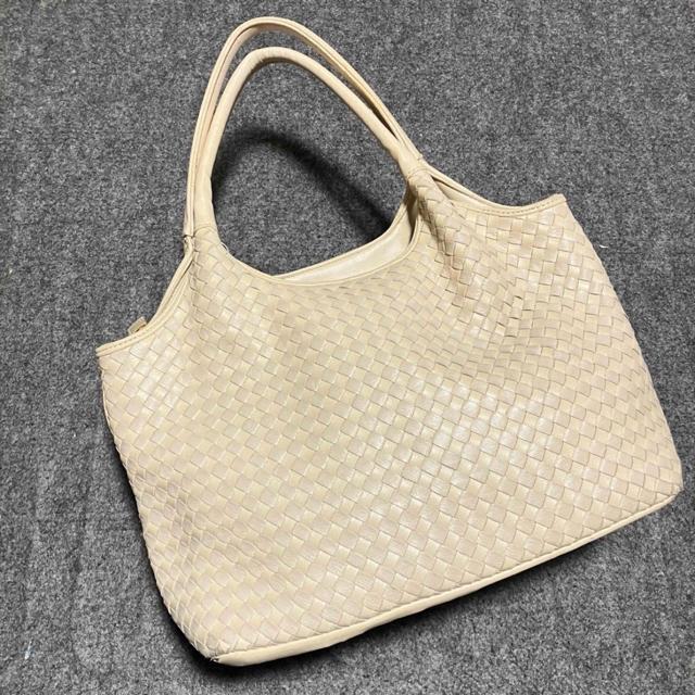 �yIL BIANCO / �C���r�A���R�z �n���h�o�b�O  �� �����t�@�b�V������ 