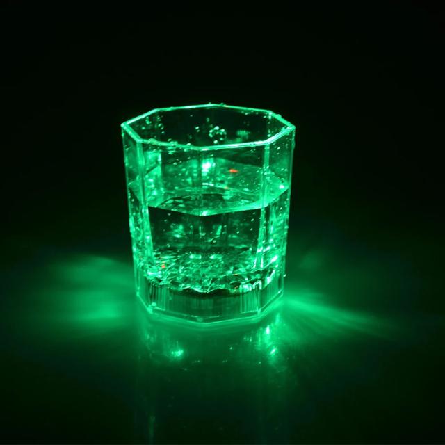 ★2個★送料無料★注ぐと光る センサーネオングラス 綺麗 コップ < インテリア/ライフ  ★2個★送料無料★注ぐと光る センサーネオングラス 綺麗 コップ < インテリア/ライフの