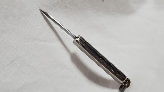 正規 レア カルティエ トリニティリング ロゴ ペーパーナイフ 折り畳み○携帯 レターオープナー ラグジュアリー ステーショナリー < ブランド  正規 レア カルティエ トリニティリング ロゴ ペーパーナイフ 折り畳み○携帯 レターオープナー ラグジュアリー ステーショナリー < ブランドの