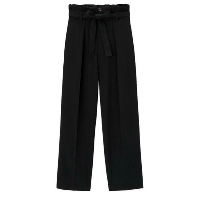 ★ 人気タックハイウエストワイドストレートパンツ★未使用に近いGU★着痩せ★ラク★フォーマル★早い者勝ち < 女性ファッション  ★ 人気タックハイウエストワイドストレートパンツ★未使用に近いGU★着痩せ★ラク★フォーマル★早い者勝ち < 女性ファッションの