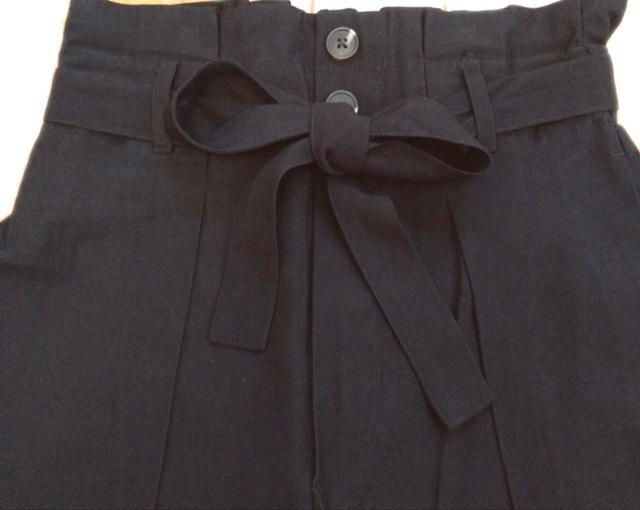 ★ 人気タックハイウエストワイドストレートパンツ★未使用に近いGU★着痩せ★ラク★フォーマル★早い者勝ち < 女性ファッション  ★ 人気タックハイウエストワイドストレートパンツ★未使用に近いGU★着痩せ★ラク★フォーマル★早い者勝ち < 女性ファッションの