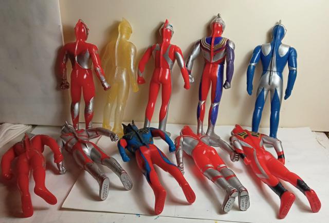 ウルトラシリーズ10体バンダイソフビ人形 < ホビー ウルトラシリーズ10体バンダイソフビ人形 < ホビーの