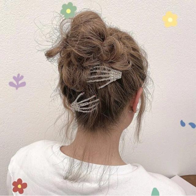 ヘアクリップ ヘアピン 手 ハンド キラキラ 個性的 韓国 < 女性アクセサリー/時計 ヘアクリップ ヘアピン 手 ハンド キラキラ 個性的 韓国 < 女性アクセサリー/時計の