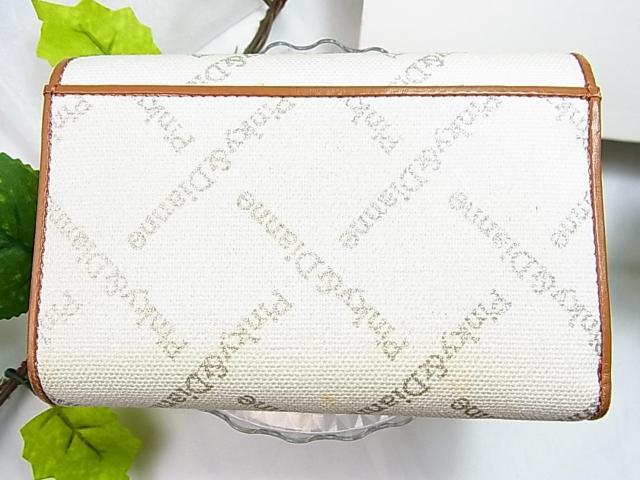 500円スタ【正規品】PINKY&DIANNE ピンキー&ダイアン 全面ロゴ折り財布(レザー×キャンバスジャガード/保存袋付き) < ブランド 500円スタ【正規品】PINKY&DIANNE ピンキー&ダイアン 全面ロゴ折り財布(レザー×キャンバスジャガード/保存袋付き) < ブランドの