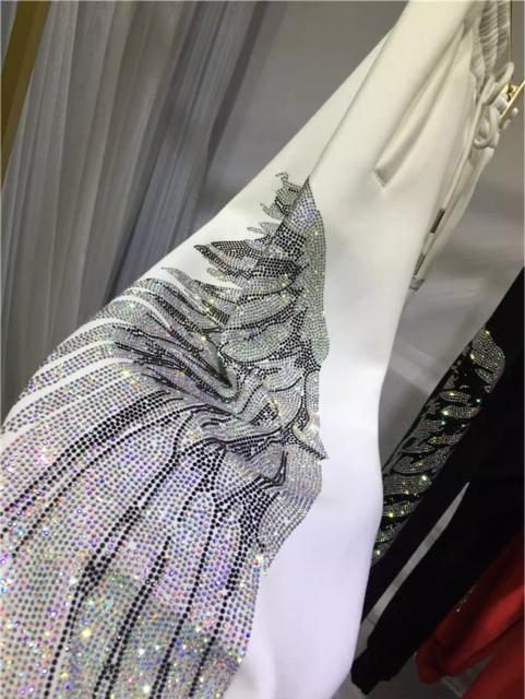 裏起毛 キラキララインストーン 天使の羽柄 トレーナーパンツ ホワイト 大きいサイズ < 女性ファッション 裏起毛 キラキララインストーン 天使の羽柄 トレーナーパンツ ホワイト 大きいサイズ < 女性ファッションの