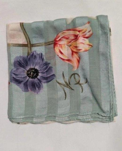 ブランドハンカチ 4枚セット花柄 < 女性ファッション ブランドハンカチ 4枚セット花柄 < 女性ファッションの