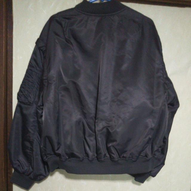 着用5回未満 アースミュージックアンドエコロジー 2WAYMA-1ブルゾン ダークグレー サイズL 送料無料即決 < ブランド 着用5回未満 アースミュージックアンドエコロジー 2WAYMA-1ブルゾン ダークグレー サイズL 送料無料即決 < ブランドの