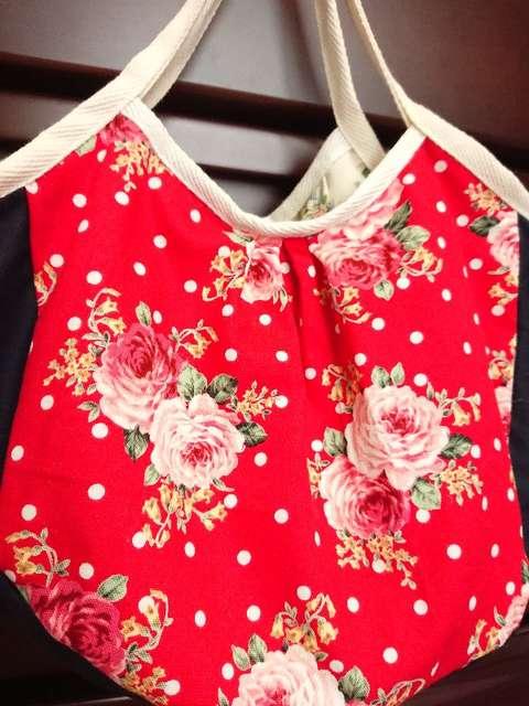 ハンドメイド グラニーバック  バラ 小 < 女性ファッション  ハンドメイド グラニーバック  バラ 小 < 女性ファッションの
