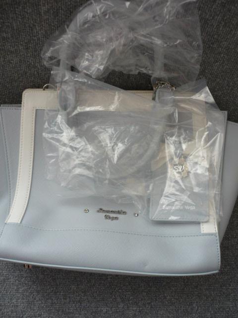 T}TxKSamantha VegauQWayobNiCgu[jvB   uh 