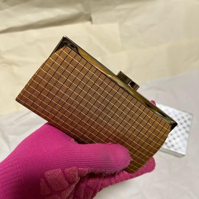 【極希少】本場黄八丈 がま口 コインケース 正絹100% 手織 織物研究所 茶系 < 女性ファッション 【極希少】本場黄八丈 がま口 コインケース 正絹100% 手織 織物研究所 茶系 < 女性ファッションの