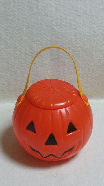 可愛い!ハロウィンかぼちゃ小物入れ美品 < インテリア/ライフ  可愛い!ハロウィンかぼちゃ小物入れ美品  < インテリア/ライフの