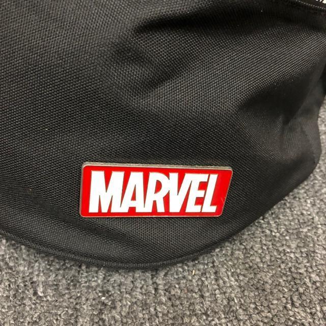 即決 MARVEL マーベル CORDURA ボディバッグ ブラック < アニメ/コミック/キャラクター  即決 MARVEL マーベル CORDURA ボディバッグ ブラック < アニメ/コミック/キャラクターの