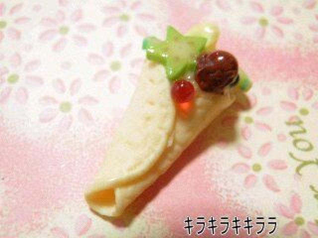 《New》デコ*ケーキ<樹脂粘土>★フルーツたっぷりクレープ < 香水/コスメ/ネイル  《New》デコ*ケーキ<樹脂粘土>★フルーツたっぷりクレープ  < 香水/コスメ/ネイルの