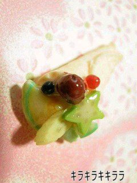 《New》デコ*ケーキ<樹脂粘土>★フルーツたっぷりクレープ < 香水/コスメ/ネイル  《New》デコ*ケーキ<樹脂粘土>★フルーツたっぷりクレープ < 香水/コスメ/ネイルの