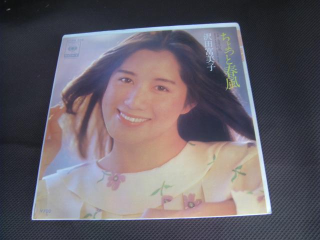 cyq@Ət@@@E131   CD/DVD/rfI 