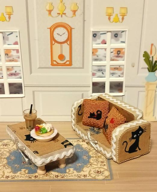 �L�f�U�C���̃~�j�`���A�\�t�@�|��������P�[�L�E�p�s�I�J6�_�Z�b�g �� �z�r�[�� 